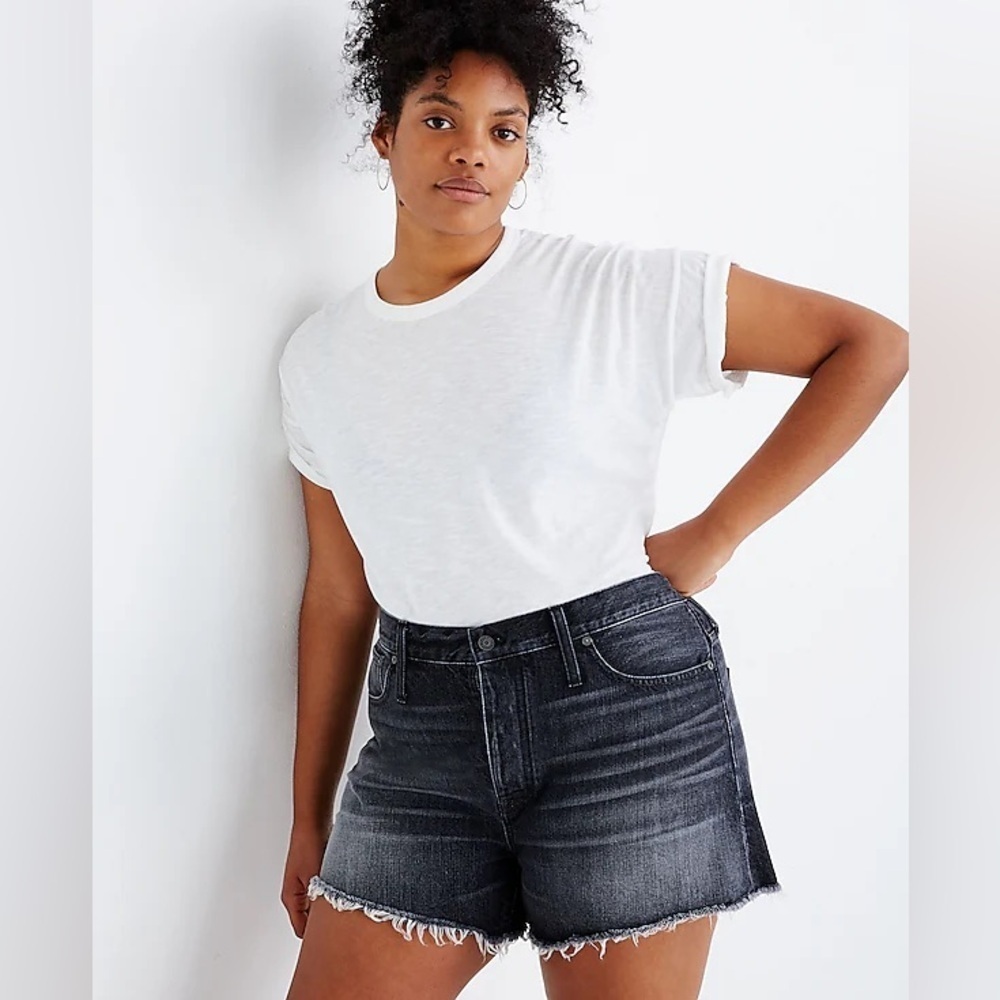 Madewell Relaxed Denim Shorts Faded Black Color Raw Hem